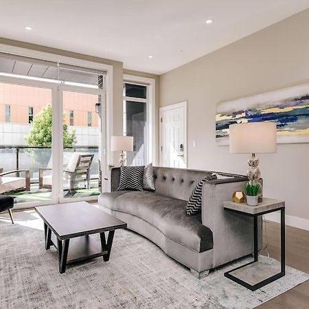 Stunning Duplex Condo #1 - Downtown River North شيكاغو المظهر الخارجي الصورة