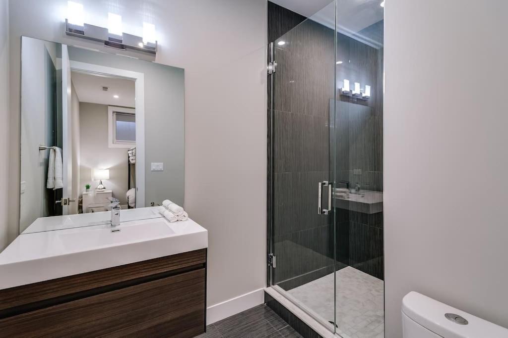 Stunning Duplex Condo #1 - Downtown River North شيكاغو المظهر الخارجي الصورة