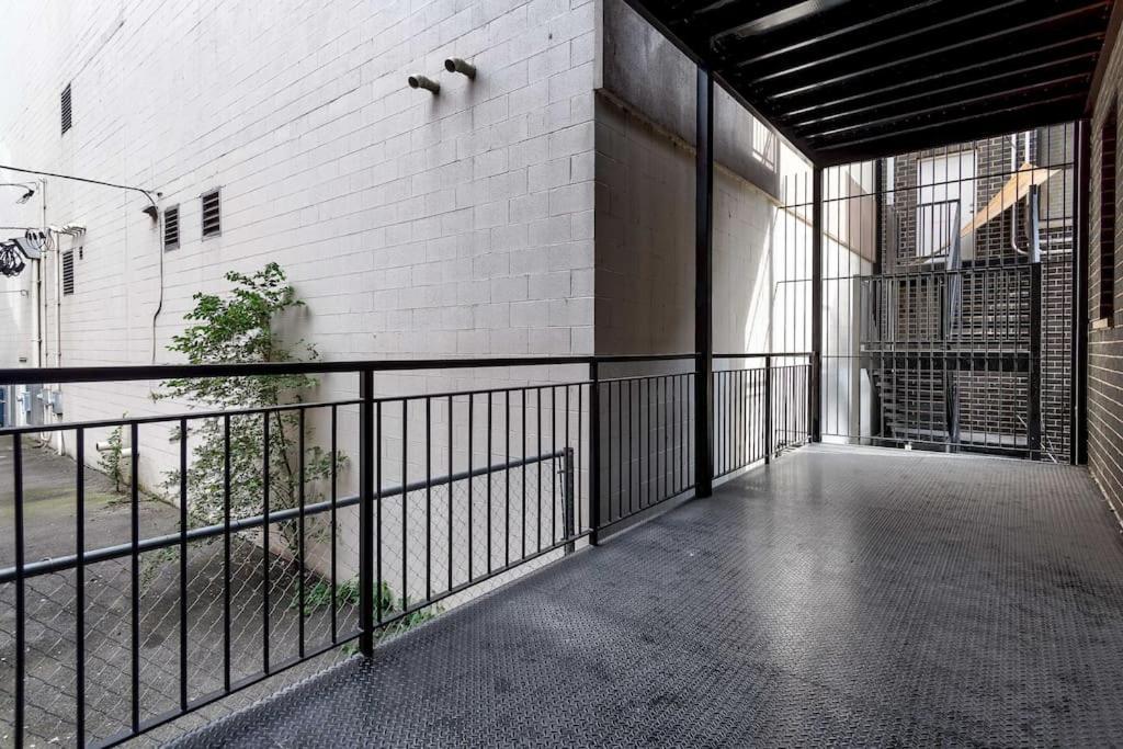 Stunning Duplex Condo #1 - Downtown River North شيكاغو المظهر الخارجي الصورة